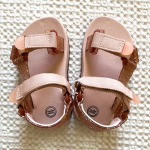Wonder Nation Velcro Strap Sandals
